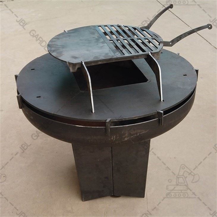 Bbq With Grill