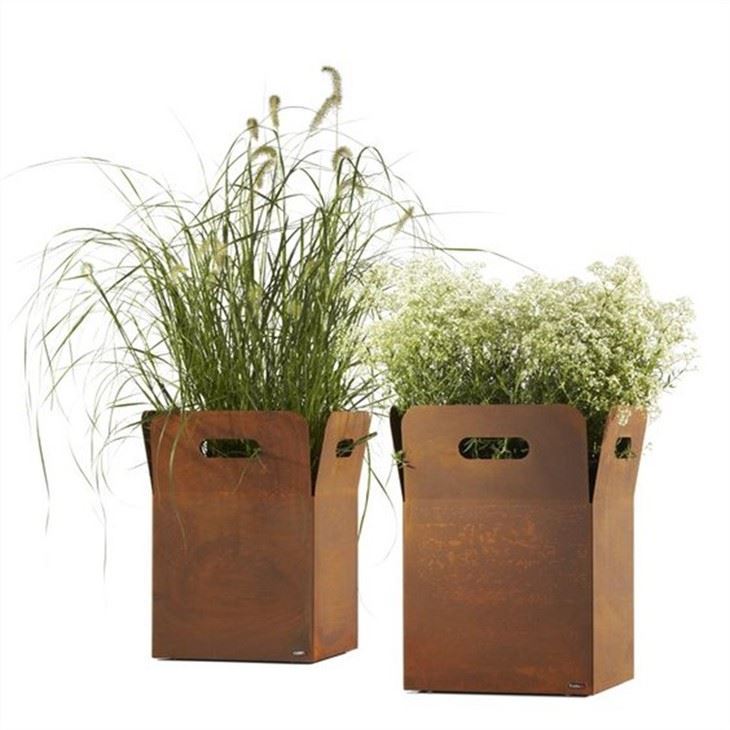 Metal Classical Garden Art