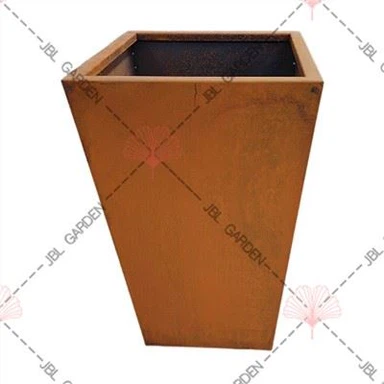 Plandálaithe Cruach Corten Allamuigh