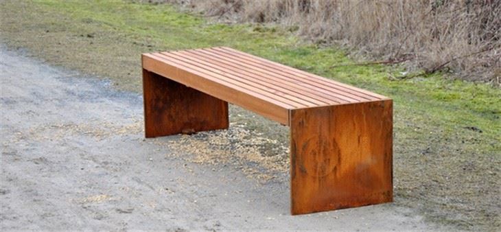 Free-standing Bench