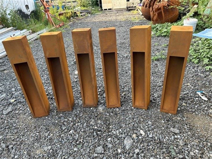 Models Of Outdoor Bollards