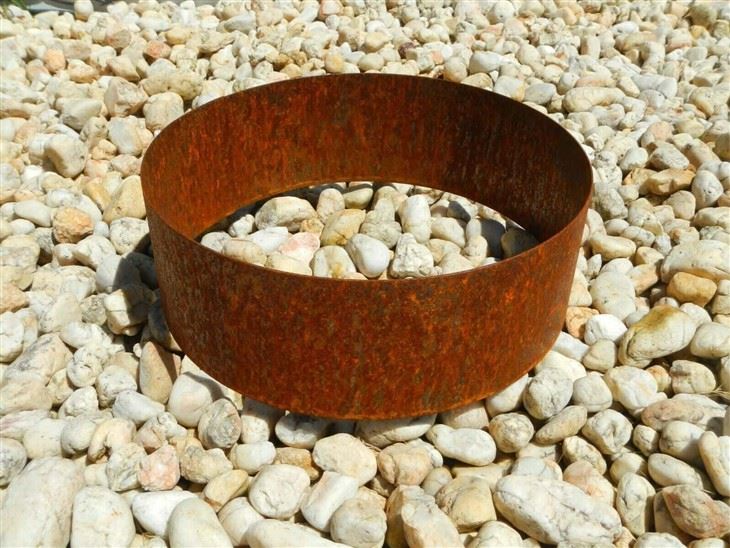Steel Raised Round Open Bottom Design Planter Bed price
