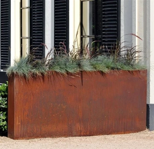Plandálaithe Nua Cruach Corten Do Thírdhreacha Nua-Aimseartha Lasmuigh
