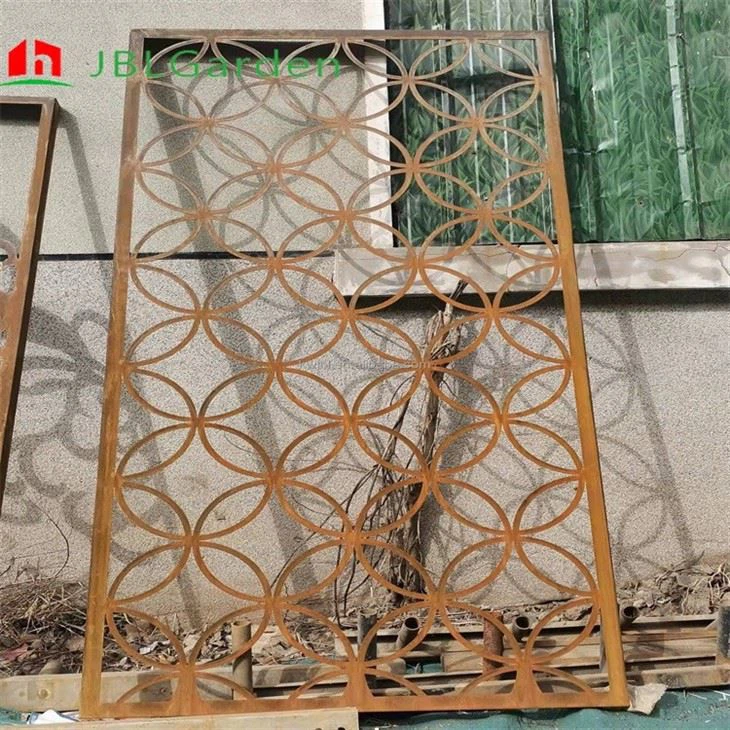 Outdoor Divider Wall
