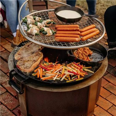 Grill BBQ Inaistrithe Lasmuigh